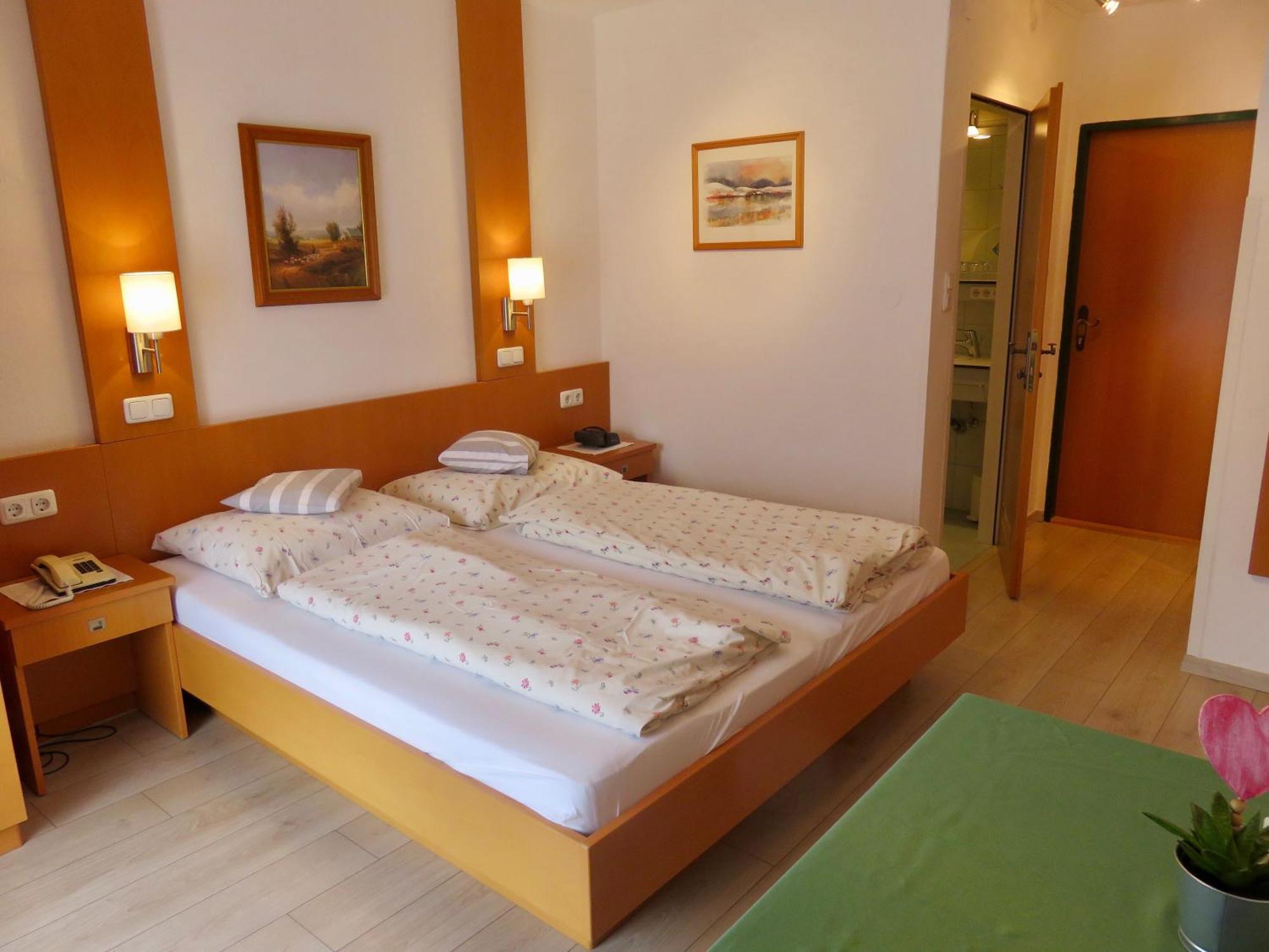Berg-Panorama-Hof Sturmgut Guest House Hinterstoder Room photo