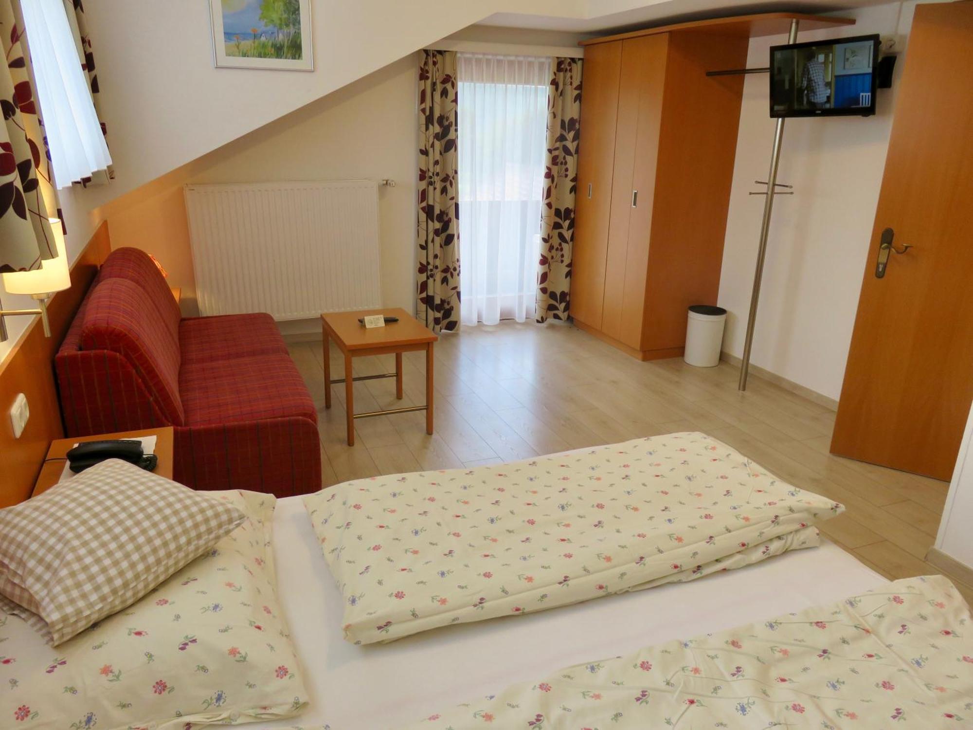 Berg-Panorama-Hof Sturmgut Guest House Hinterstoder Room photo